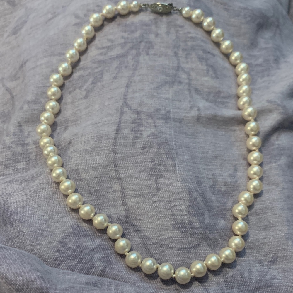 Vintage Pearl Necklace